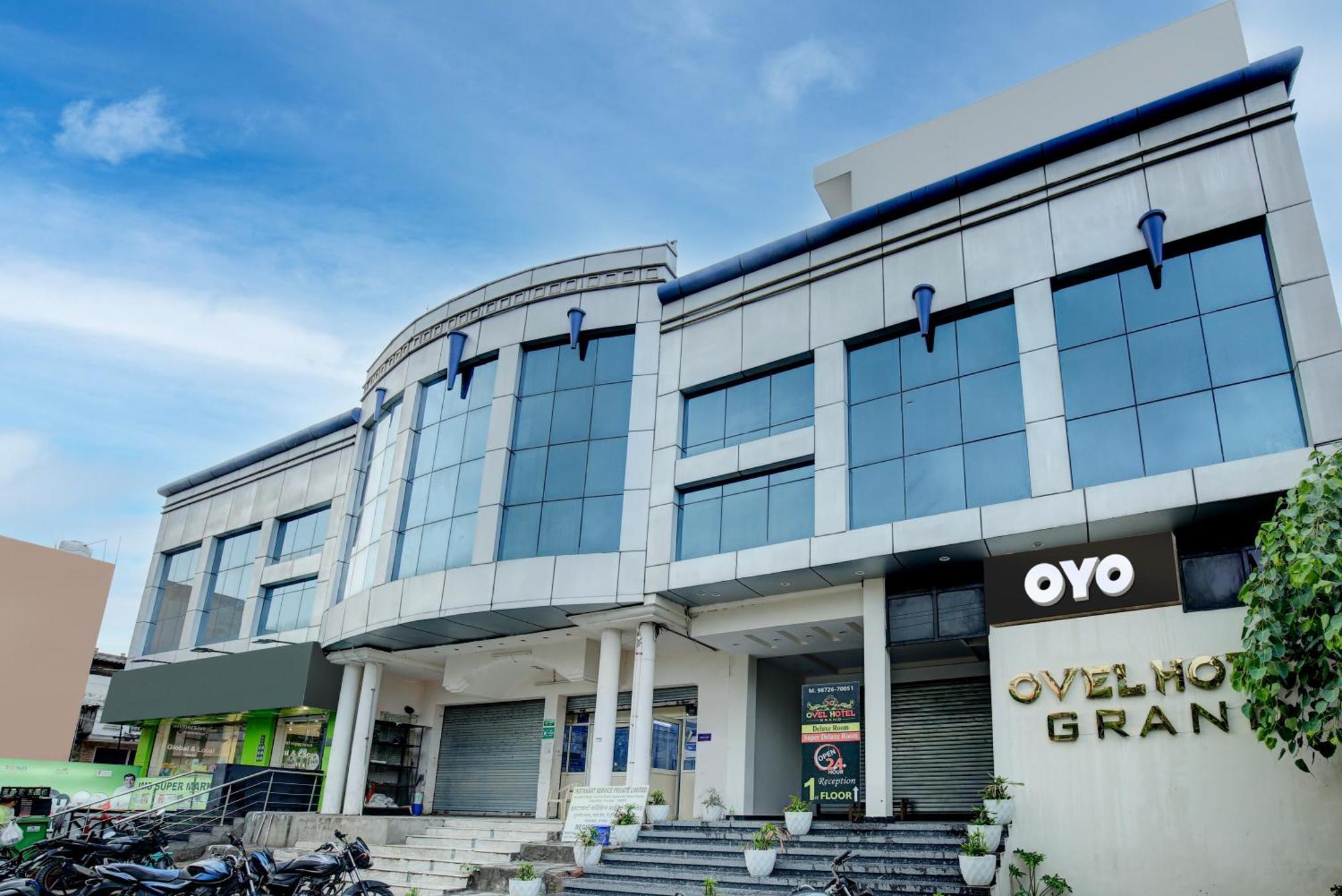 Super Collection O Ovel Hotel Grand Abadpura 외부 사진