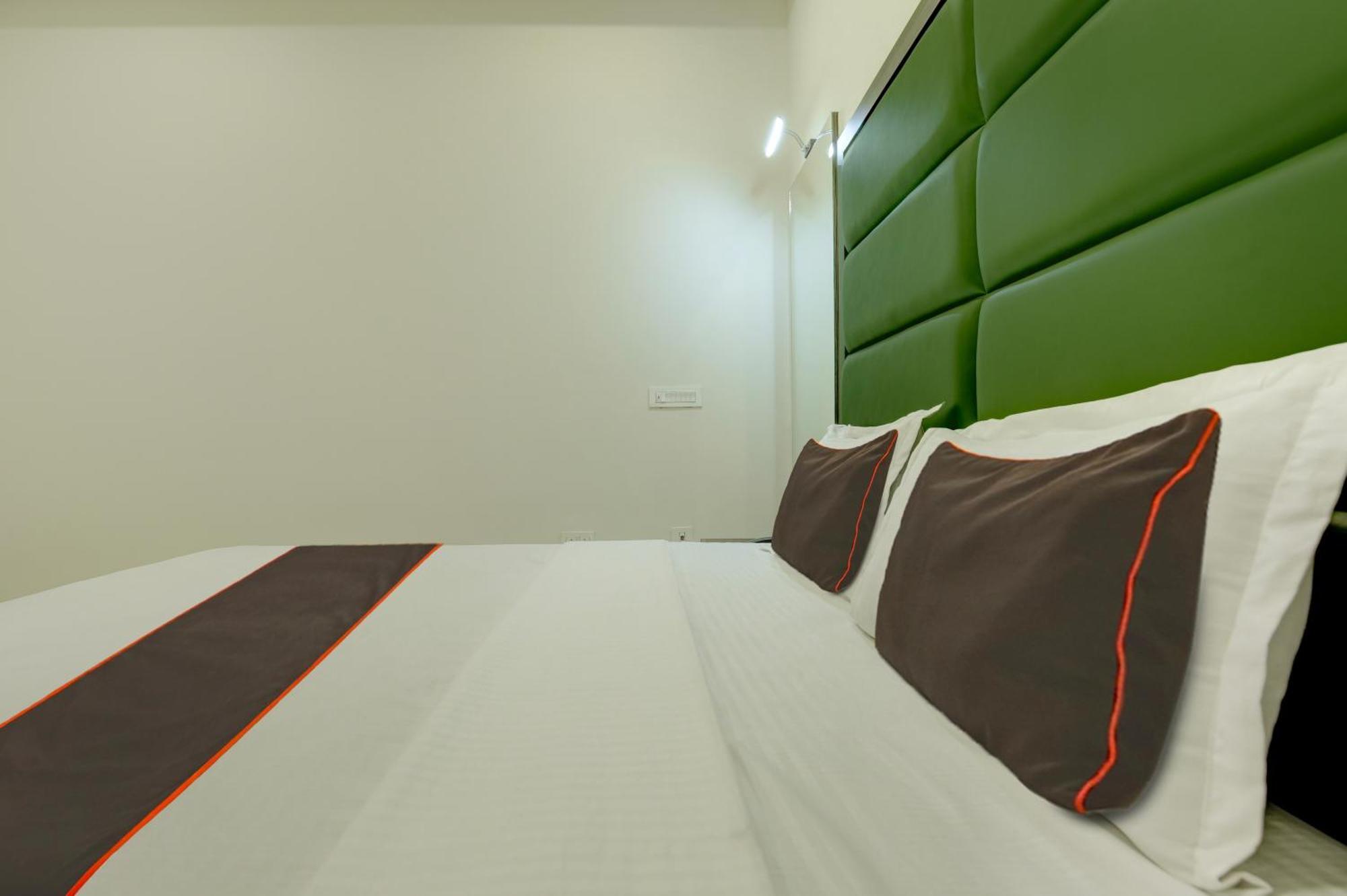 Super Collection O Ovel Hotel Grand Abadpura 외부 사진