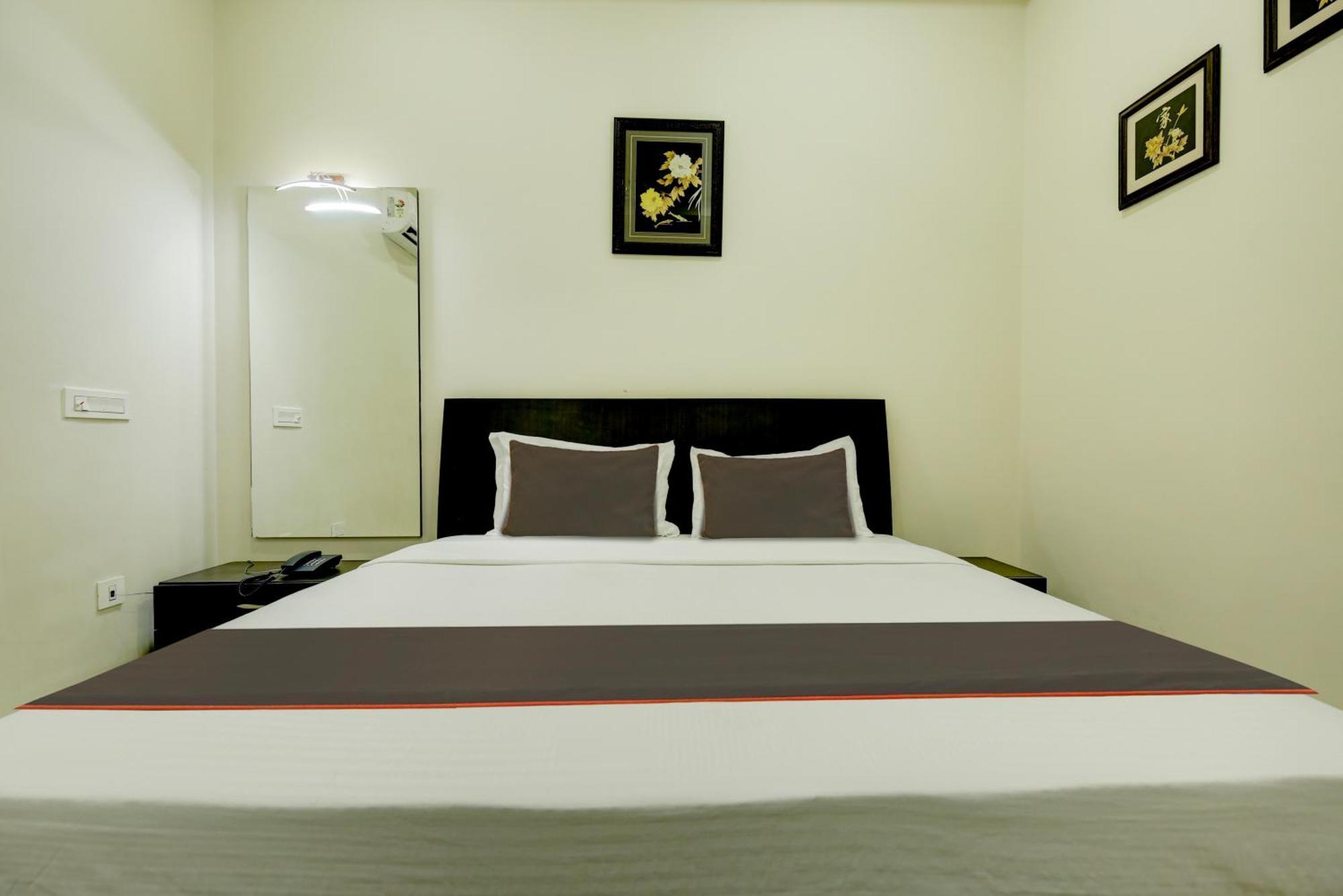 Super Collection O Ovel Hotel Grand Abadpura 외부 사진