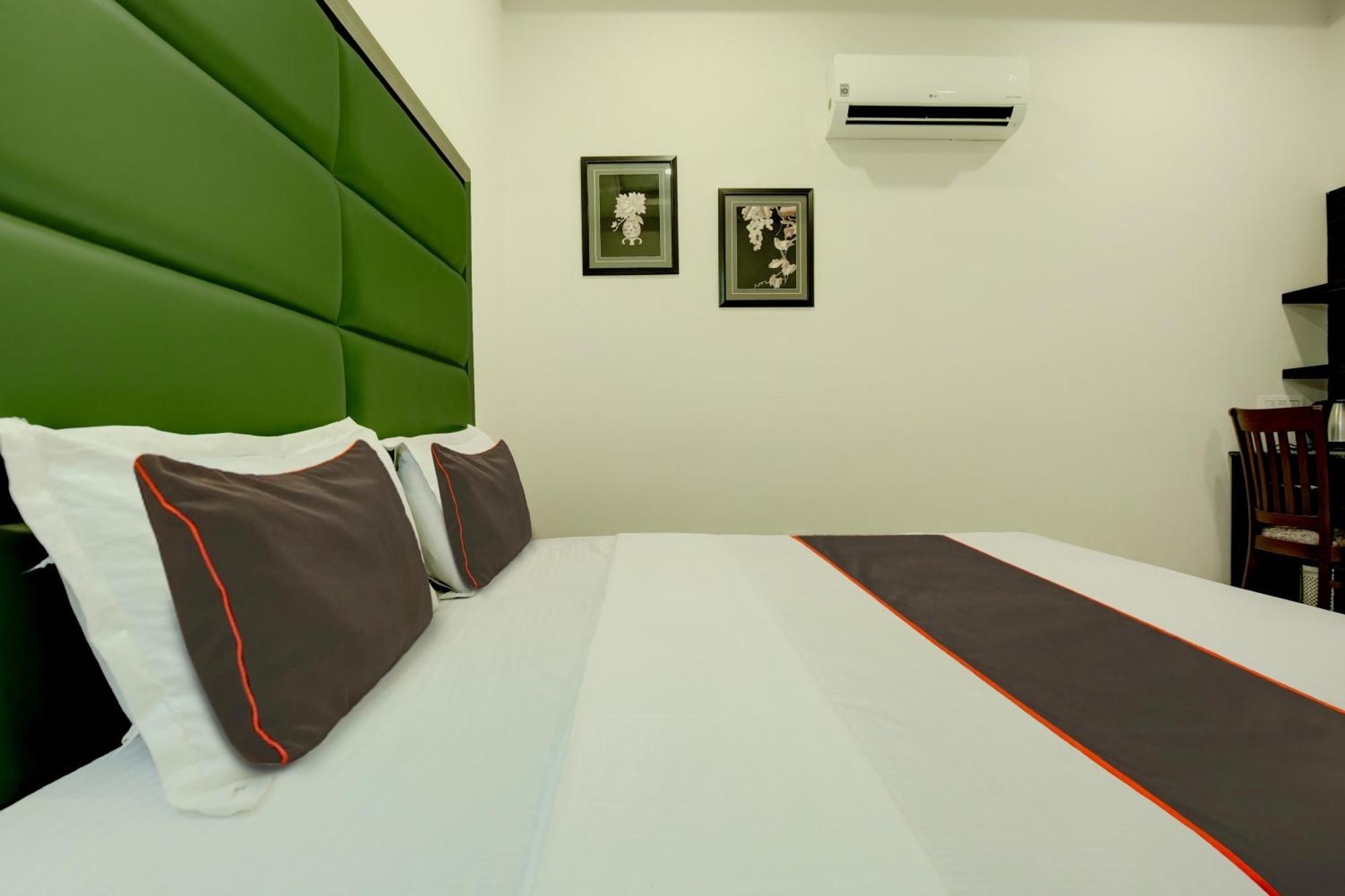 Super Collection O Ovel Hotel Grand Abadpura 외부 사진